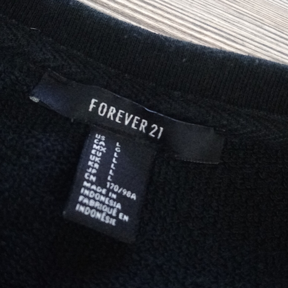 Black & White Love & Hate Crew Neck Long Sleeve Sweater Top - Picture 3 of 9